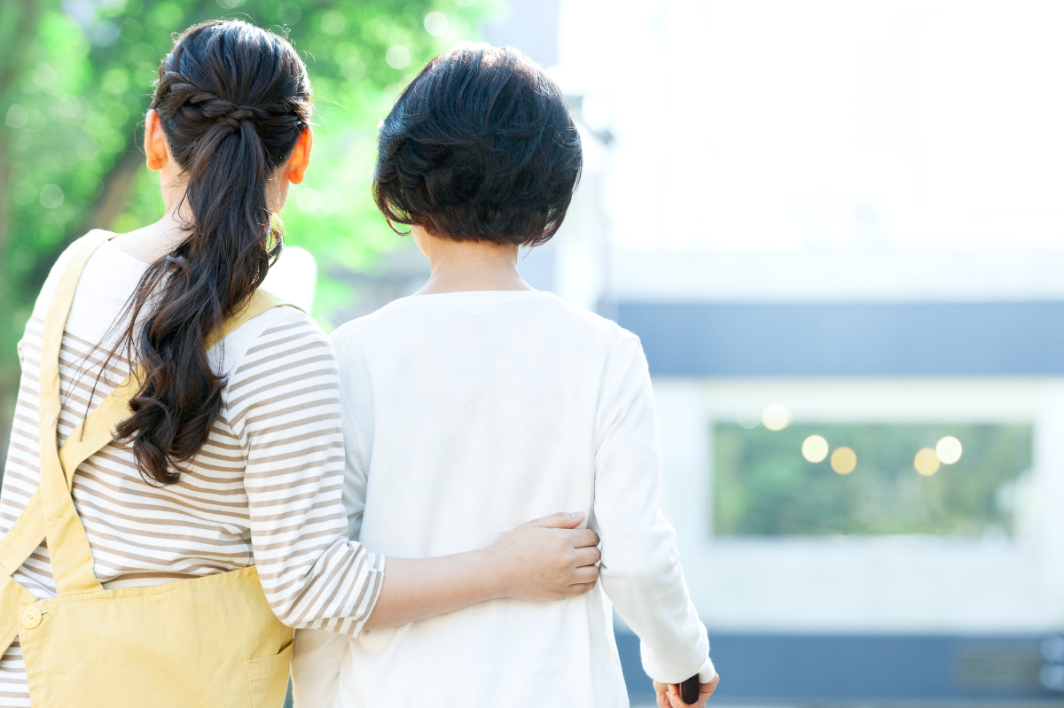 認知症は治せるの？治療法と家族にできるサポート│堺市の心療内科「堺そらはねメンタルクリニック」